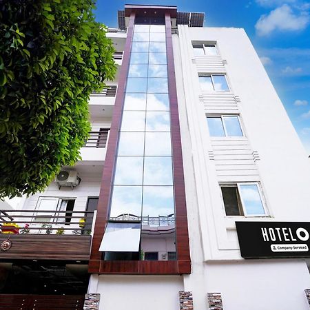 Super Hotel O Blw Kakarmatta Near Banaras Junction Βαρανάσι Εξωτερικό φωτογραφία