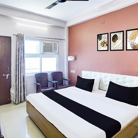 Super Hotel O Blw Kakarmatta Near Banaras Junction Βαρανάσι Εξωτερικό φωτογραφία